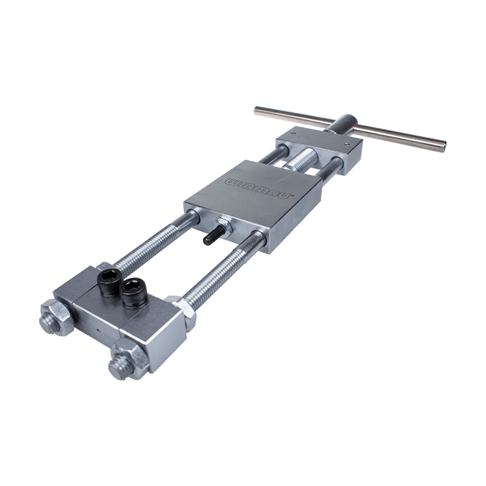 8425-Winmau-Craftsman-Re-pointing-System-2 Das Bild zeigt das Produkt "Winmau Craftsman Re-Pointing System Spitzenwechsler". Es handelt sich um ein Werkzeug zum Wechseln der Spitzen bei Darts.