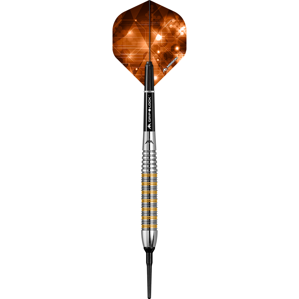 Dies ist ein Mission Ardent Model 2 Softdart mit einem Gewicht von 18 Gramm. Der Dart hat silberne und goldene Ringe am Schaft und eine orangefarbene Flight.
