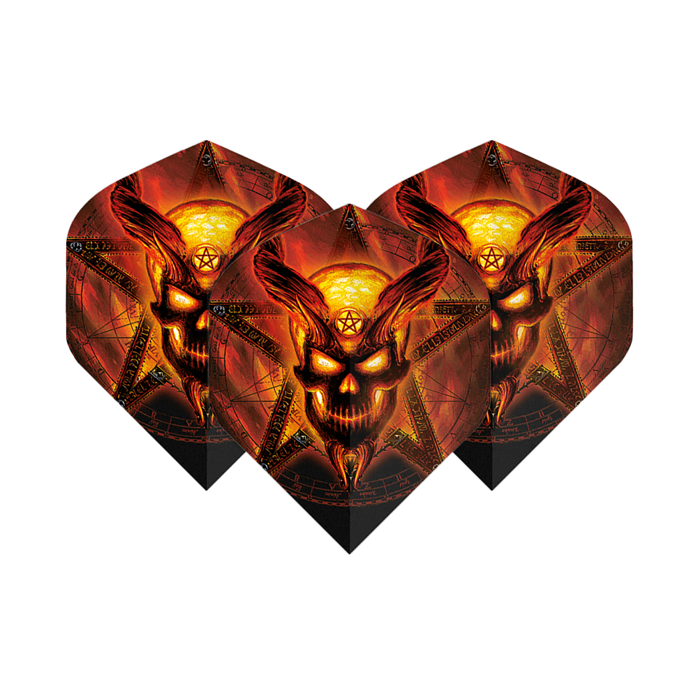 Świątynia Płonącego Alchemii nr 2 Standardowe Loty Die Abbildung zeigt drei Dart-Flights mit einem brennenden, dämonischen Totenkopf-Design vor einem Pentagramm. Die Farben sind hauptsächlich feuriges Rot und Gelb, was dem Produkt ein auffälliges und dramatisches Aussehen verleiht.