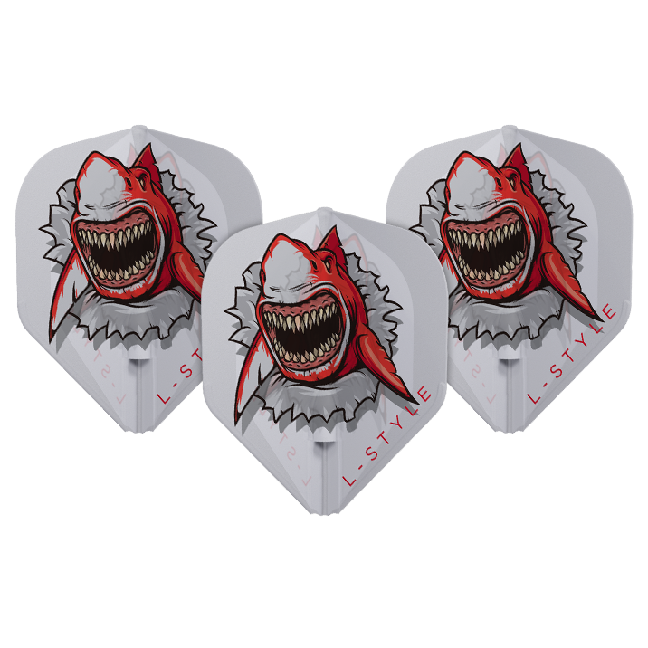 Auf dem Bild sind drei weiße Dart-Flights mit einem auffälligen roten Haifisch-Design zu sehen. Am Rand steht der Markenname "L-Style".