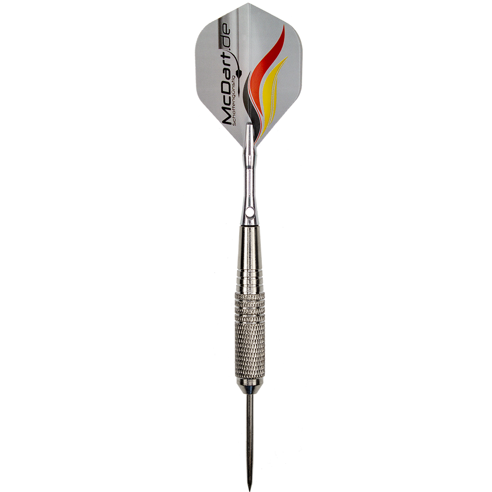 MCST7_McDart_Nickel_Silver_Steeldarts_1qygl1RYTiAtwH Auf dem Bild ist ein McDart Nickel Silver Steeldart zu sehen. Der Dartpfeil ist silberfarben mit einem schmalen, strukturierten Griff und einer Flugfeder mit Flammenmuster.