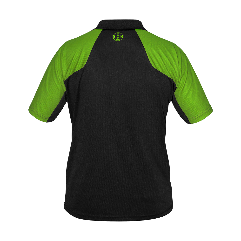 17492-Harrows-Vivid-Dartshirt-Black-Green-2 Das Bild zeigt das Harrows Vivid Dartshirt in Schwarz und Grün von hinten. Die Ärmel und der obere Rückenbereich sind grün, während der Rest des Shirts schwarz ist.