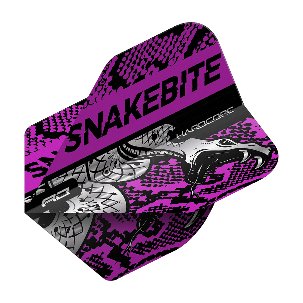 TF6566_Red_Dragon_Hardcore_Snakebite_Coiled_Snake_Purple_Standard_Flights_2 Das Bild zeigt ein Dart-Flight mit dem Namen "Red Dragon Hardcore Snakebite Coiled Snake Purple Standard Flights". Das Flight ist lila und schwarz gestaltet und zeigt ein Schlangenmuster sowie den Schriftzug "SNAKEBITE".