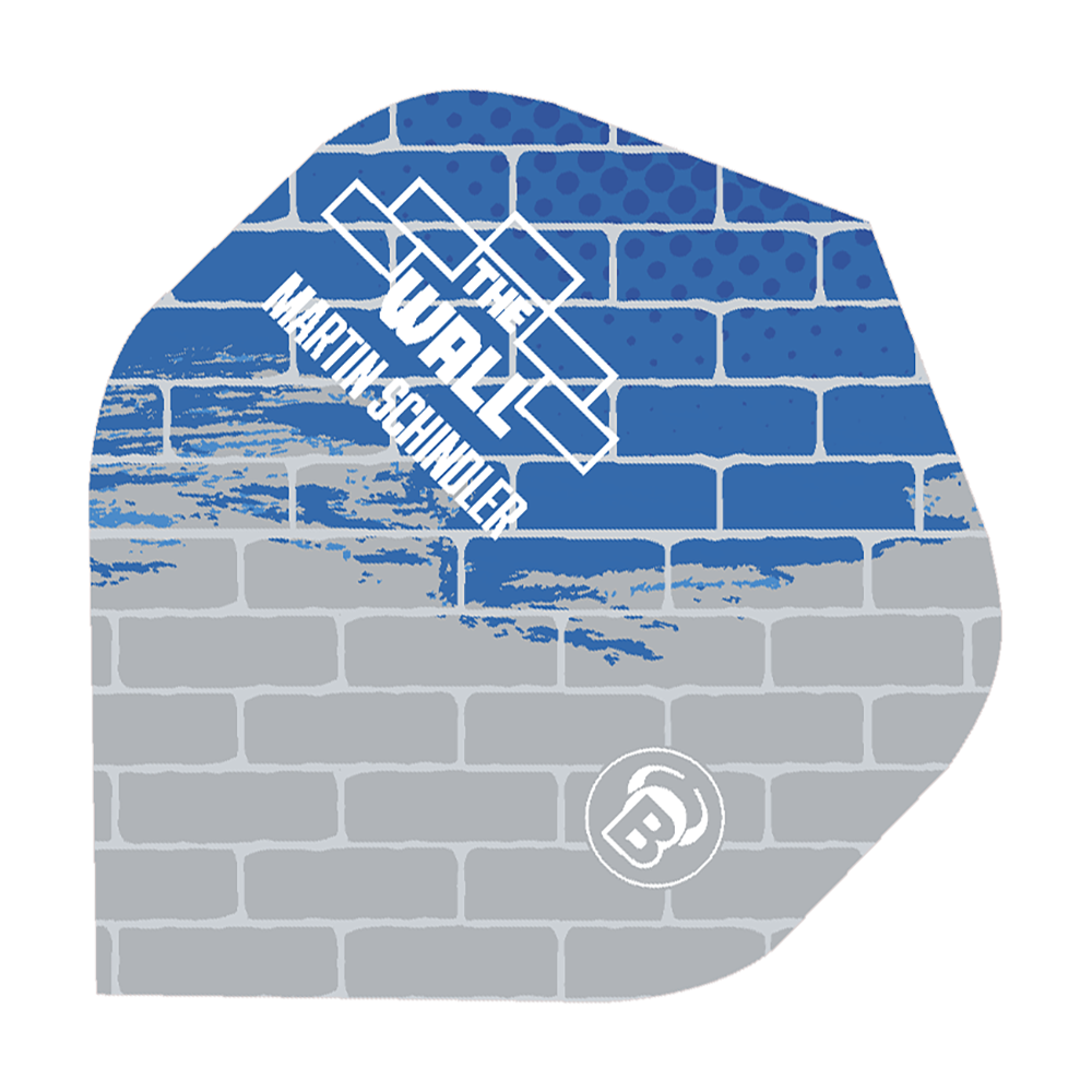 Bulls Metrixx Martin Schindler Blue Gray No2 Standard Flights Das Bild zeigt ein Dartflight mit einem Mauer-Design in Blau und Grau. Auf dem Flight steht „THE WALL MARTIN SCHINDLER“ und das Bulls-Logo ist unten rechts zu sehen.
