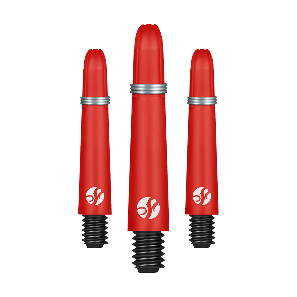 Wałki karbonowe Shot Koi - czerwone Das Bild zeigt drei rote Dartshafts mit silbernen Ringen und schwarzem Gewinde. Sie sind in verschiedenen Längen angeordnet und haben ein weißes Logo aufgedruckt.