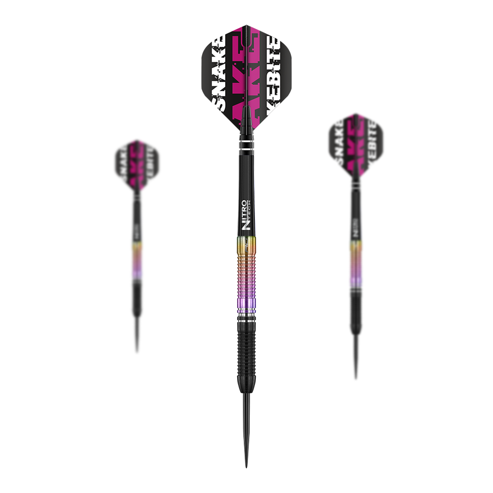 Red Dragon Peter Wright Snakebite World Champion 2020 Edition Steel Darts Das Bild zeigt drei Steeldarts des Modells "Red Dragon Peter Wright Snakebite World Champion 2020 Edition". Die Darts haben schwarze und lila Akzente sowie Flights mit dem Schriftzug "Snakebite".