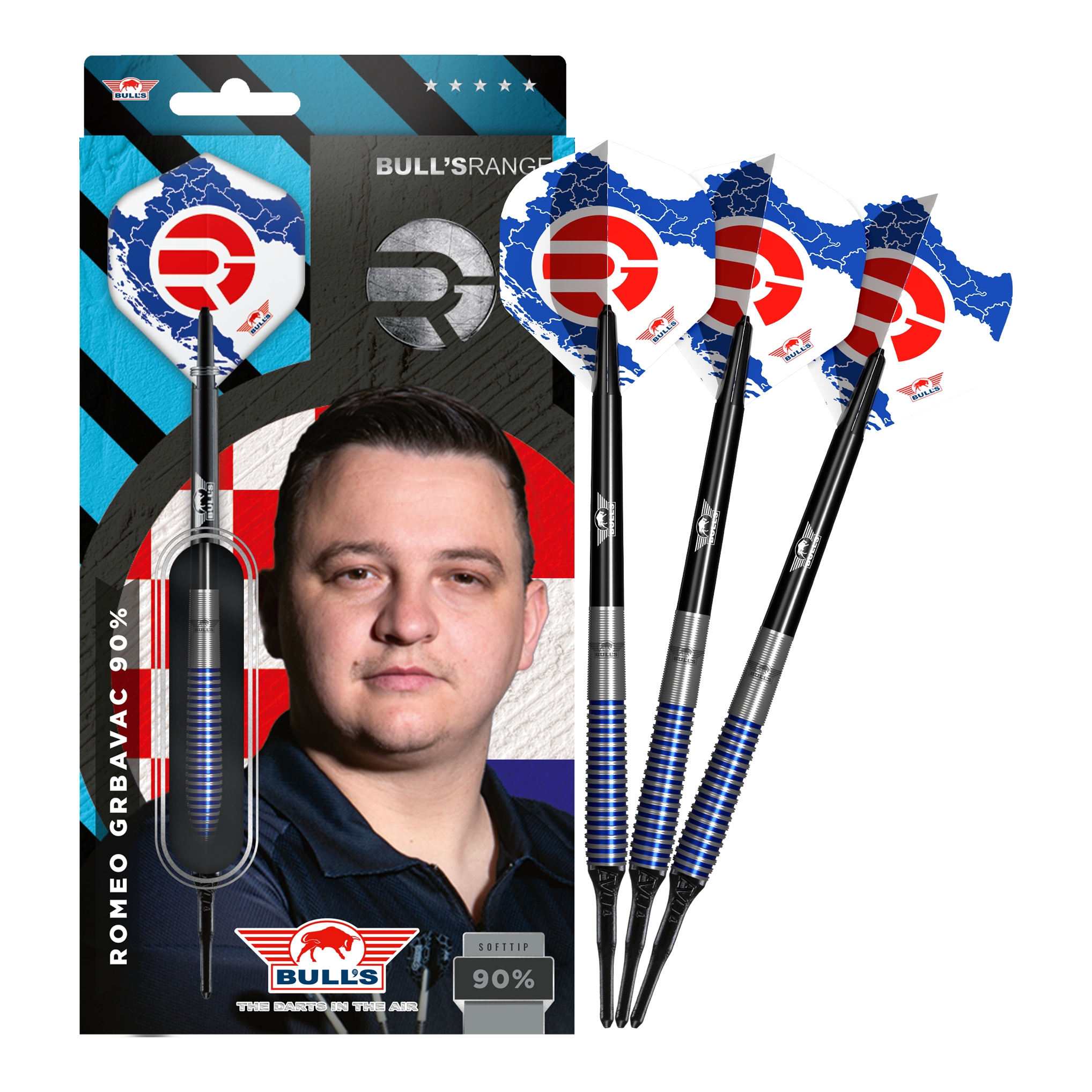 Bulls NL Romeo Grbavac miękkie lotki - 19g Das Bild zeigt das Produkt "Bulls NL Romeo Grbavac Softdarts- 19g" mit einer Verpackung, auf der ein Porträt des Spielers abgebildet ist. Neben der Verpackung sind drei Softdarts mit blau-schwarzen Schäften und auffälligen Flights zu sehen.