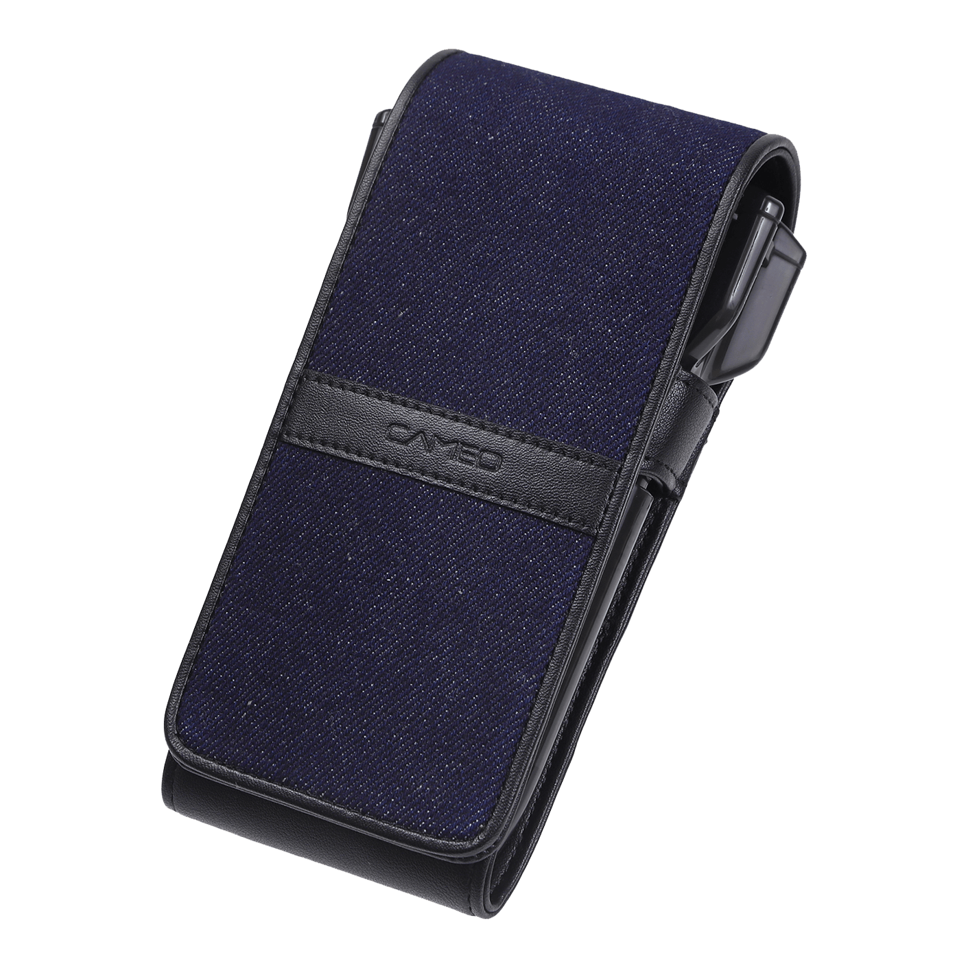 Etui na strzałki Cameo Thread Das Bild zeigt ein elegantes Dartcase in Navyblau mit schwarzen Akzenten. Das Etui hat einen modernen Look und trägt den Schriftzug "Cameo" auf der Vorderseite.