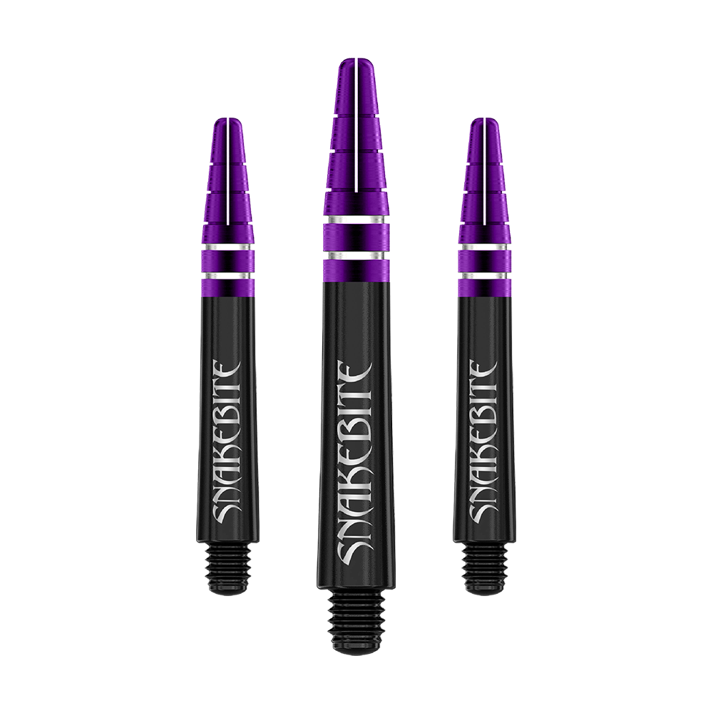 C697_Red_Dragon_Nitrotech_Peter_Wright_Black_Shafts_36mm_1 Das Bild zeigt drei schwarze Dartschäfte mit lilafarbenen und silbernen Akzenten. Auf den Schäften steht das Wort "Snakebite" in weißer Schrift.