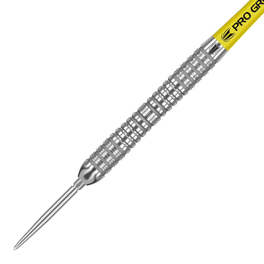 190060_Target_Bolide_04_Swiss_Point_Steeldarts_2 Das Bild zeigt einen Target Bolide 04 Swiss Point Steeldart. Der Dart ist silberfarben mit einem gelben Schaft und einem geriffelten Griffbereich.