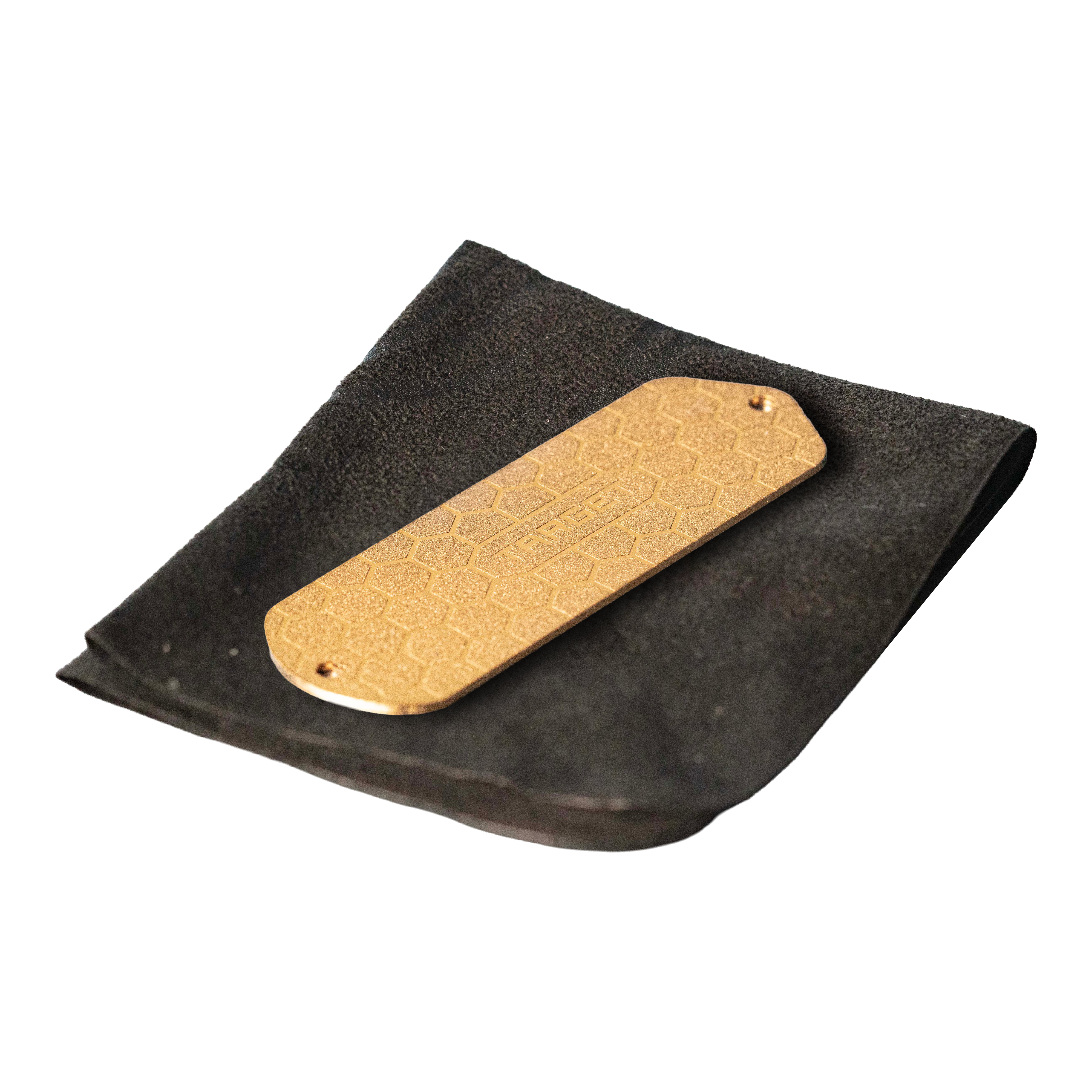 Dieses Bild stellt das Target Dart Servicing Kit dar. Es ist ein praktisches Set für Dart-Enthusiasten.