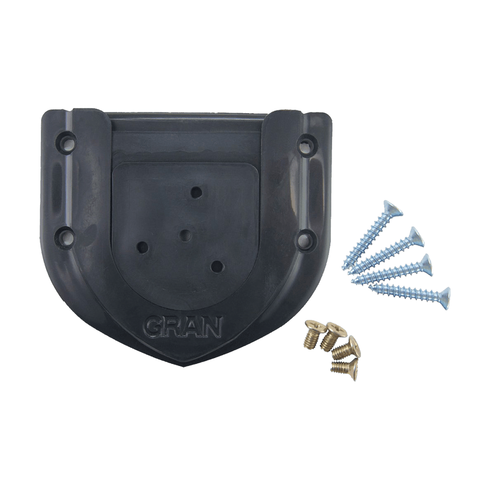 657_GranBoard_Bracket_U-Type_Dartboard_Wandbefestigung_1 Das Bild zeigt die GranBoard Bracket U-Type Dartboard Wandbefestigung mit passenden Schrauben und Dübeln. Das schwarze Halterungsstück dient zur sicheren Montage eines Dartboards an der Wand.