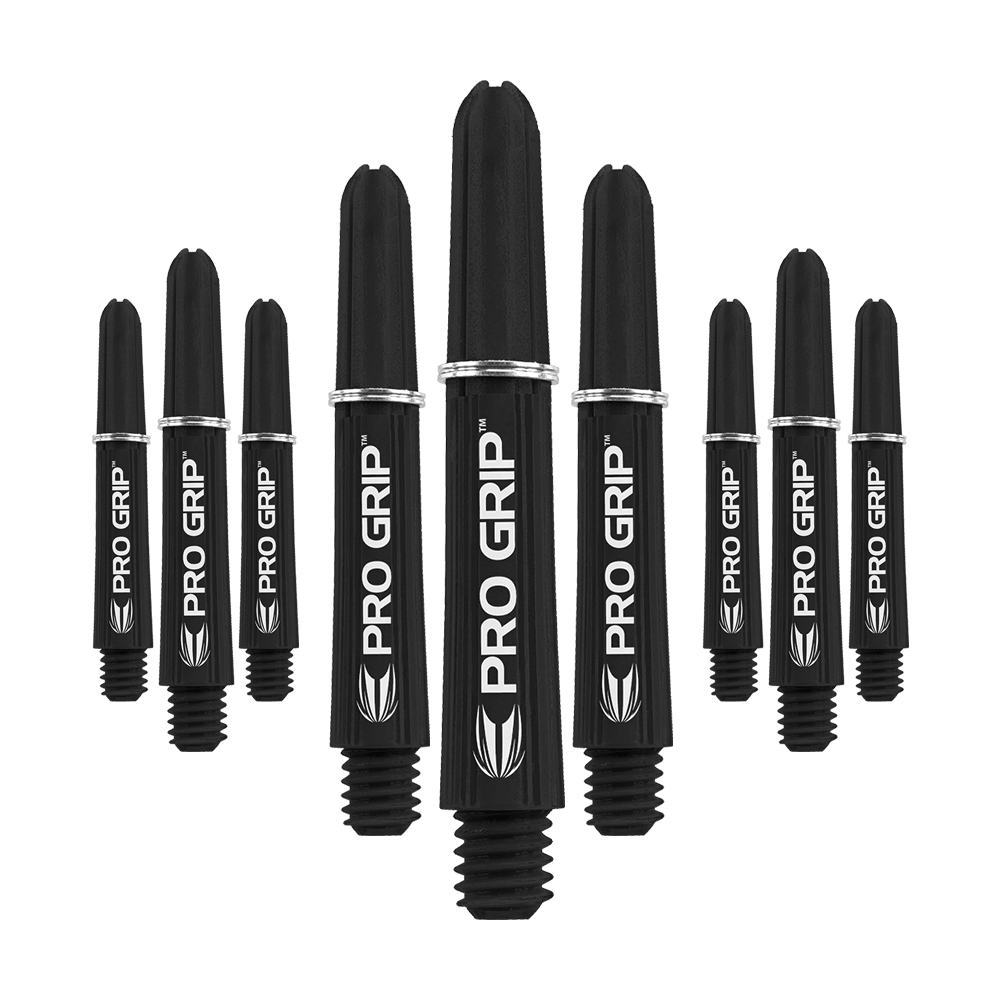 Wałki Target Pro Grip - 3 zestawy - czarne Das Bild zeigt neun schwarze Dartschäfte mit der Aufschrift "PRO GRIP". Die Schäfte sind in drei 3er-Sets nebeneinander angeordnet.
