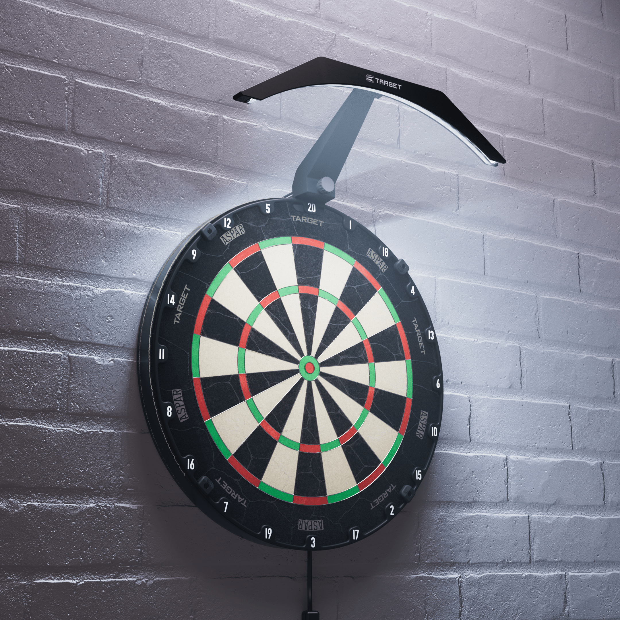 Oświetlenie tarczy do darta Target ARC V2 Das Bild zeigt eine Dartboard-Beleuchtung namens "Target ARC V2", die über einem Dartboard an der Wand montiert ist. Das Licht leuchtet das Dartboard gleichmäßig aus und sorgt für eine klare Sicht auf die Felder.