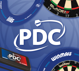 Das Bild zeigt das große weiße PDC-Logo in der Mitte mit einem stilisierten Dartpfeil darüber. Rund um das Logo sind Teile eines Dartboards und verschiedene Marken wie WINMAU abgebildet.