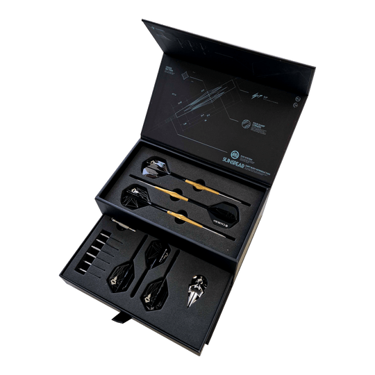 Stalowe lotki Caliburn Starships Series Sunspear - 19 g Abgebildet ist Caliburn Starships Series Sunspear Steeldarts - 19g. Das Produkt zeigt einen Satz hochwertiger Steeldarts.