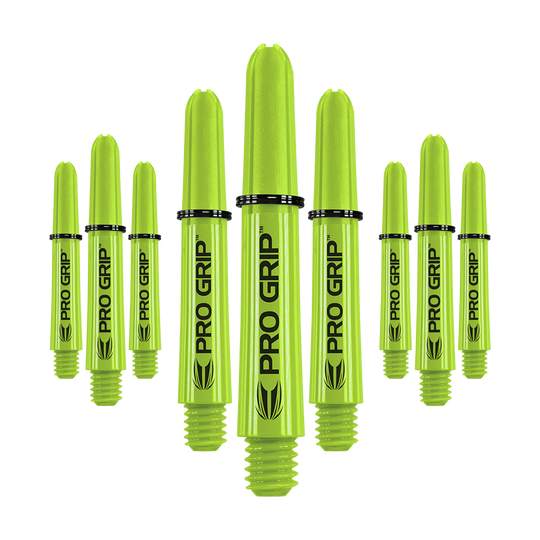 Uchwyty Target Pro Grip - 3 zestawy - limonkowy Auf dem Bild sind mehrere limegrüne Pro Grip Dartschäfte zu sehen. Sie sind in drei Sets angeordnet und tragen die Aufschrift "PRO GRIP".