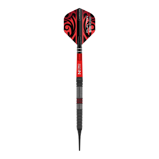 Miękkie rzutki Red Dragon Jonny Clayton Hiraeth - 20g Das Bild zeigt einen Softdart der Marke Red Dragon, Modell "Jonny Clayton Hiraeth" mit einem Gewicht von 20 Gramm. Der Dart ist überwiegend in den Farben Rot und Schwarz gestaltet und hat ein auffälliges Muster auf dem Flight.
