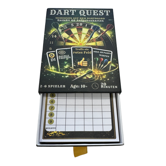 Gra karciana Dart Quest Hier wird das Dart Quest Kartenspiel gezeigt. Es ist ein spannendes Kartenspiel für Dart-Fans.