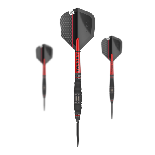 Stalowe lotki Target Scope 03 Swiss Point Das Bild zeigt drei Steeldarts des Produkts "Target Scope 03 Swiss Point". Die Darts sind schwarz und rot gestaltet und haben ein modernes, sportliches Design.