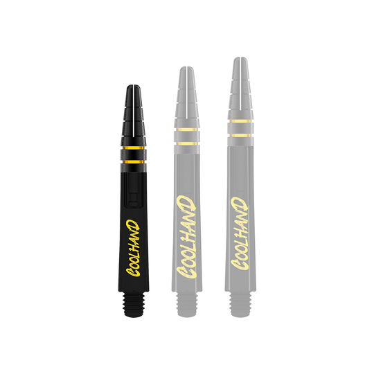 Red Dragon Nitrotech Luke Humphries Coolhand Shafts - Czarny Das Bild zeigt drei schwarze Dartschäfte mit gelber Schrift, auf denen "COOLHAND" steht. Die Schäfte haben gelbe Ringe und sind 36 mm lang.