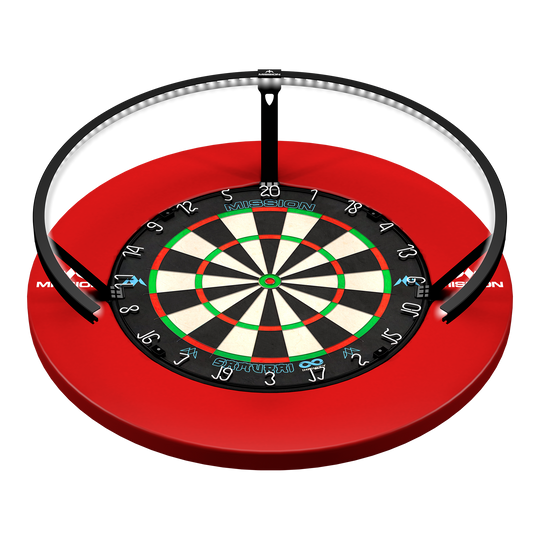 Abgebildet ist die Mission Torus 270 LED Dartboard Beleuchtung in Schwarz. Die Beleuchtung sorgt für optimale Ausleuchtung des Dartboards.