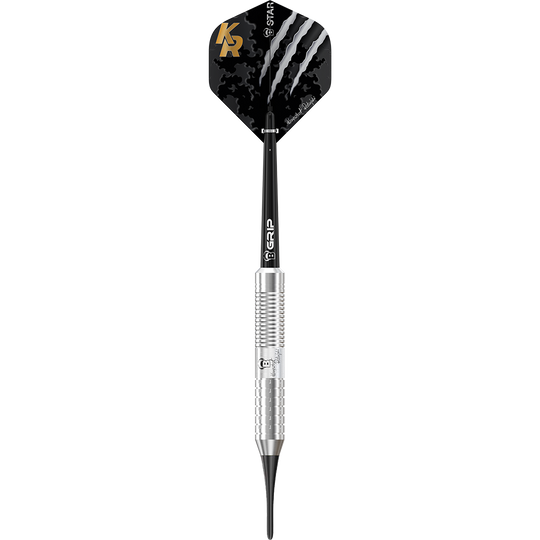 Das Bild zeigt einen silbernen Softdart mit dem Namen "Bulls Krzysztof Ratajski Brass Silver Softdarts - 18g". Der Dart hat einen schwarzen Flight mit Krallenmuster und goldfarbenen Initialen „KR“.