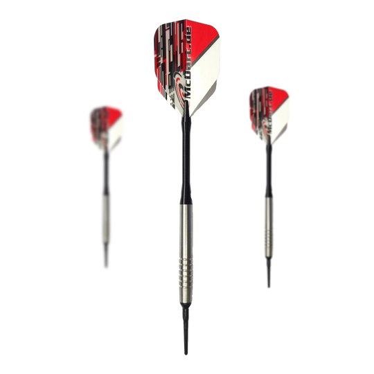 Lotki McDart 85 Tungsten V14 Soft Darts - 17g Das Bild zeigt drei Softdarts des Modells "McDart 85er Tungsten V14" mit einem Gewicht von 17g. Die Darts haben silberne Barrels und Flights in Rot, Weiß und Schwarz.