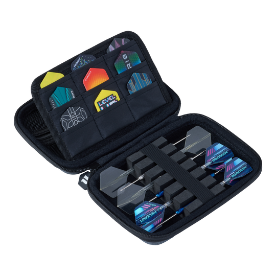Unicorn Vanguard Medium Dartcase - Szary Das Bild zeigt das Unicorn Vanguard Medium Dartcase in der Farbe Grau. Diese Tasche ist robust und eignet sich für Dartspieler.