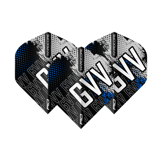 Das Bild zeigt drei Dart-Flights des Produkts "Red Dragon Hardcore Gian Van Veen Blue Premium No2 Standard Flights". Die Flights haben ein schwarzes, weißes und blaues Design mit den Buchstaben "GVV" und dem Schriftzug "Hardcore".