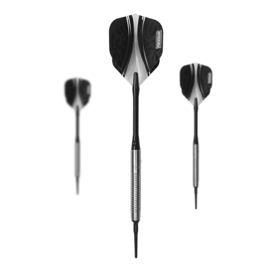 Lotki miękkie McDart 85 Tungsten V21 - 18,5 g Das Bild zeigt drei Softdarts des Produkts "McDart 85er Tungsten V21 Softdarts - 18,5g". Die Darts haben silberne Barrels und schwarze Flights.