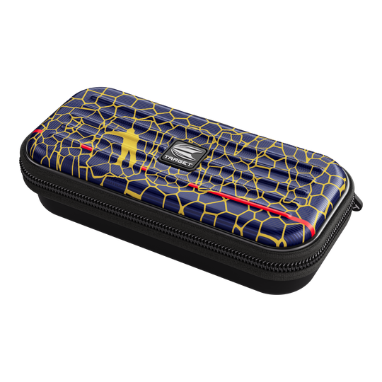 Etui na lotki Target Takoma Josh Rock Das Bild zeigt das Produkt "Target Takoma Josh Rock Dartcase". Das Dartcase hat ein auffälliges Design mit gelben Linien auf dunkelblauem Hintergrund und einem kleinen Logo in der Mitte.