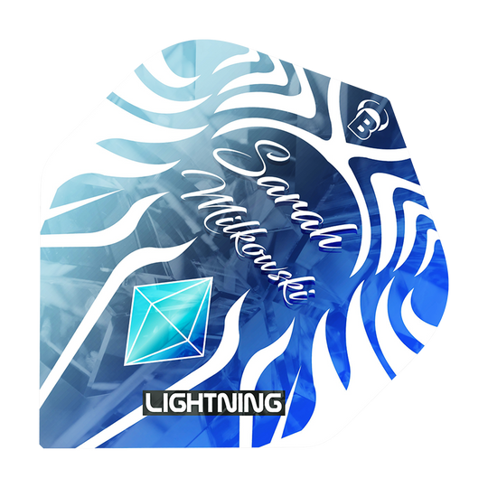 Das Bild zeigt ein Dart-Flight mit blau-weißem Zebra-Muster und der Aufschrift "Sarah Milkowski". Unten auf dem Flight steht das Wort "LIGHTNING" und ein türkisfarbenes Diamant-Symbol ist abgebildet.