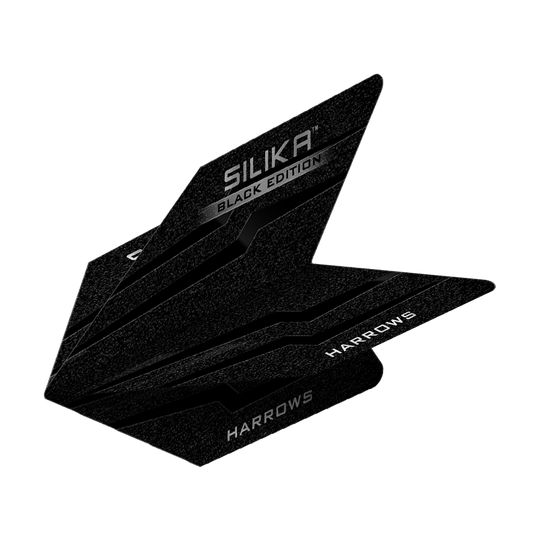 Harrows Silika Black Edition Velos Flights Das Bild zeigt die Harrows Silika Black-Edition Velos Flights. Die Flights sind schwarz mit silbernen Schriftzügen und haben ein modernes, eckiges Design.