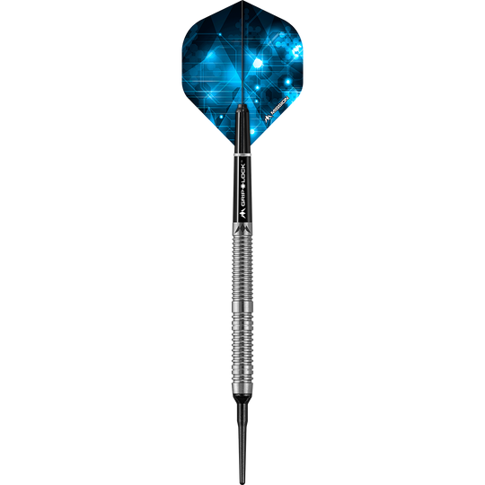 Auf dem Bild ist ein Mission Octane Model 1 Softdart mit einem Gewicht von 20 Gramm zu sehen. Der Dart hat eine silberne, gerillte Barrel und einen blauen Flight mit modernem Muster.