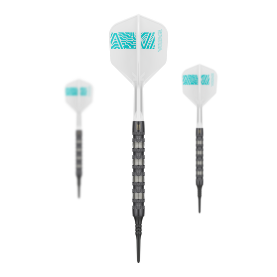 Lotki miękkie Target Rob Cross 95K Swiss Point – 18 g Das Bild zeigt drei Softdarts des Modells „Target Rob Cross 95K Swiss Point“ mit einem Gewicht von 18g. Die Darts haben weiße Flights mit türkisfarbenen Mustern und schwarze, geriffelte Barrels.