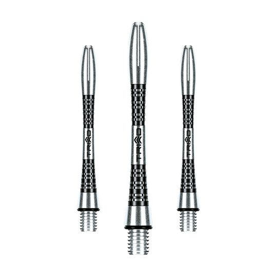 Das Bild zeigt drei schwarze Winmau Triad Aluminium Shafts für Darts. Die Shafts haben ein elegantes, geriffeltes Design mit silbernen und schwarzen Akzenten.