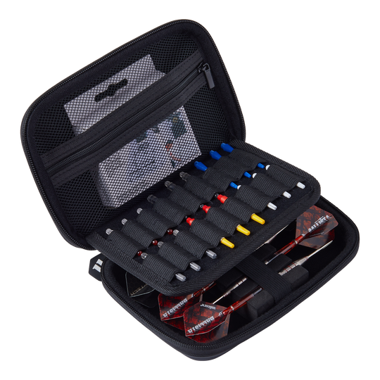 Unicorn Ultra portfel Gary Anderson Dart Das Bild zeigt das Produkt "Unicorn Ultra Gary Anderson Dartwallet". Das Dartwallet ist offen und enthält mehrere Ersatzteile sowie zwei zusammengebaute Darts.