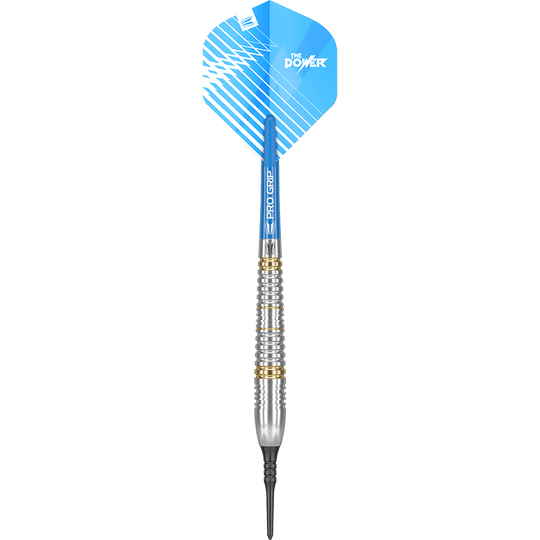 Dieses Bild zeigt einen Target Phil Taylor Brass Softdart mit einem Gewicht von 18 Gramm. Der Dart hat einen blauen Flight mit der Aufschrift "The Power" und einen silbernen, geriffelten Schaft.