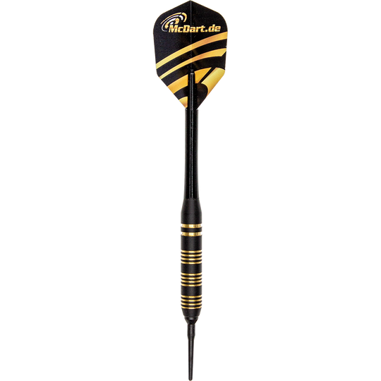 SO20-5_Royal_Softdarts_10OoFS3wTGdwFr Das Bild zeigt einen Royal Softdart mit einem Gewicht von 17g. Der Dart ist schwarz mit goldenen Akzenten und hat eine Spitze aus Kunststoff.
