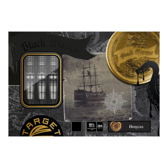 Target Japan Black Marque Heracles Soft Darts - 18g Das Bild zeigt die Verpackung der Target Japan Black Marque Heracles Softdarts - 18g. Auf der Verpackung sind drei Darts, ein altes Schiff, eine goldene Münze und maritime Motive abgebildet.