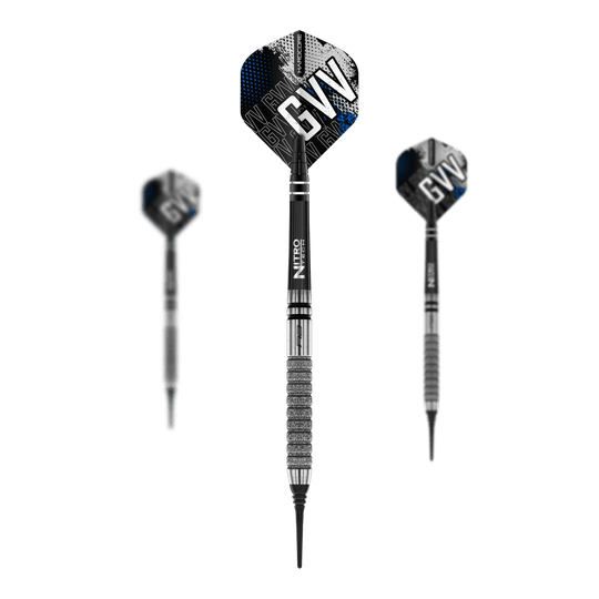 Softdarts Red Dragon Gian Van Veen Tour Edition - 20g Das Bild zeigt die Red Dragon Gian Van Veen Tour Edition Softdarts mit einem Gewicht von 20g. Die Pfeile haben schwarze und silberne Details sowie Flights mit dem Aufdruck "GVV".