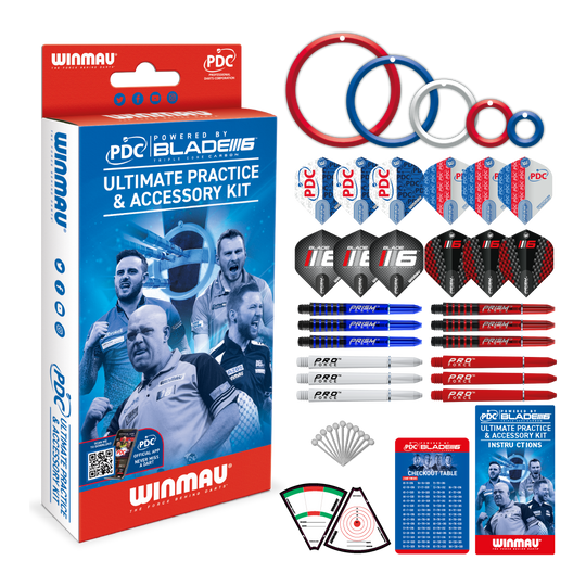 Das Bild zeigt das "Winmau PDC Ultimate Practice Accessory Kit" mit verschiedenen Zubehörteilen für Dartspieler. Enthalten sind Flights, Shafts, Zielringe, eine Check-Out-Tabelle und weitere Trainingshilfen.