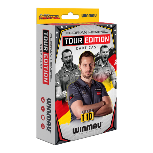 Die Verpackung zeigt das Produkt "Winmau Florian Hempel Tour Edition Dartcase". Auf der Vorderseite sind Bilder von Florian Hempel und der Hinweis auf eine Kapazität von 110 Darts abgebildet.