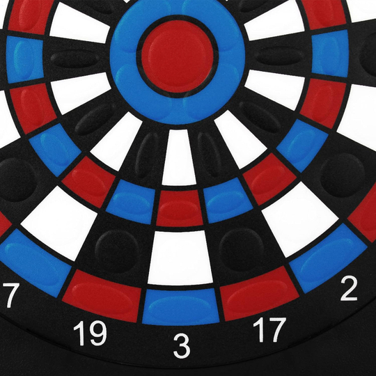 Licznik rzutek XQMax Dublin Das Bild zeigt einen Ausschnitt des XQMax Dublin Dart Counters. Zu sehen ist die bunte Zielscheibe mit den Zahlen und farbigen Segmenten.