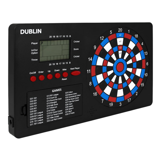 Licznik rzutek XQMax Dublin Das Bild zeigt den "XQMax Dublin Dart Counter", ein elektronisches Dartboard mit digitalem Display. Auf dem Gerät befinden sich zahlreiche Tasten zur Bedienung und eine Übersicht verschiedener Dartspiele.