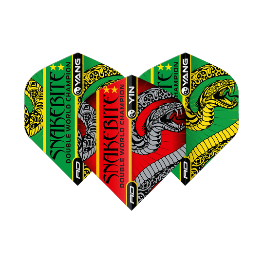 Red Dragon Peter Wright Ukąszenie Węża Czerwony Zielony Yin Yang Standardowe Loty Das Bild zeigt drei Dartflights mit bunten Farben und auffälligem Schlangen-Design. Auf den Flights steht "Snakebite Double World Champion" und sie sind in Rot, Grün, Gelb und Schwarz gestaltet.