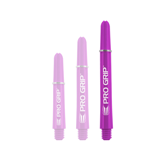 Wałki Target Pro Grip - 3 zestawy - fioletowe Das Bild zeigt drei lilafarbene PRO GRIP Dartschäfte in unterschiedlichen Längen. Sie sind nebeneinander angeordnet und haben jeweils weiße Schrift und Markierungen.