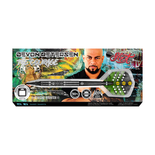 Die Abbildung zeigt das Produkt "Shot Devon Petersen The Courage Softdarts" in seiner Verpackung. Auf der Verpackung sind ein Dart, ein Porträt von Devon Petersen und bunte Designelemente zu sehen.