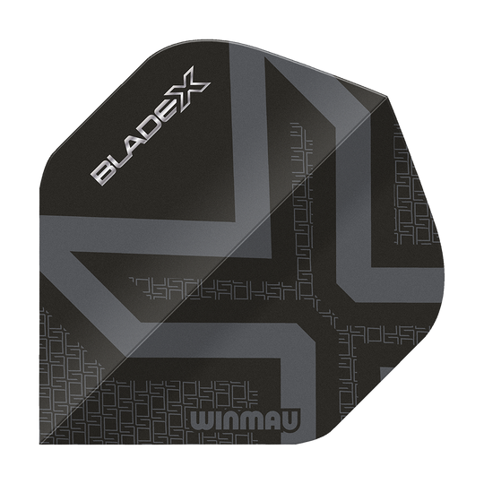 Winmau Prism Delta Blade X Metallic Black No2 Standardowe lotki Dies ist ein Winmau Prism Delta Blade X Metallic Black No2 Standard Flights. Man sieht ein hochwertiges Dartflugblatt in schwarzem Metall-Look.